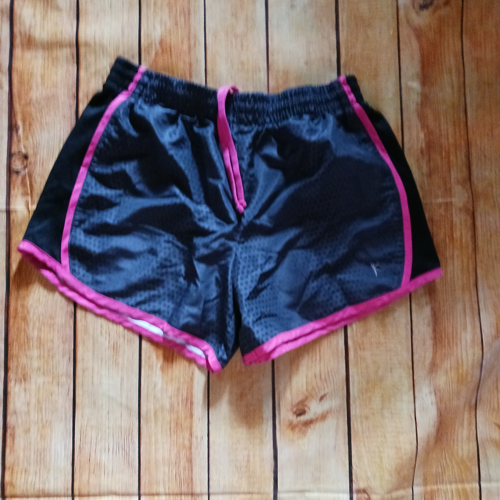 Danskin Now Black and Pink Athletic Shorts Lightweight Elastic Waist